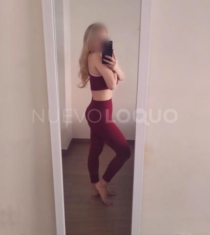  Sensual elegante y hermosa masajista