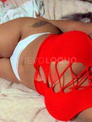 Chica llenita muy implicada caliente