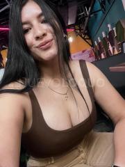 Bonita chica de lujo