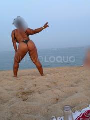 Novedad: latina con curvas encantadora