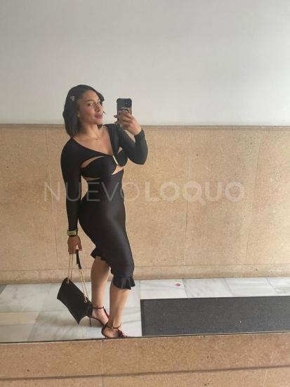  LATINA CON CUERPO DE GYM