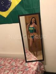 BRASILEÑA MUY CALIENTE