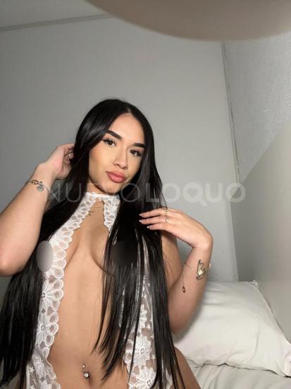  LATINA COMPLACIENTE UNICA EN EL PLACER