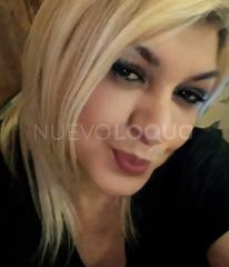 mujer madurita serca las pisinas