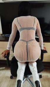 MADURA, SENSUAL Y SIN COMPLEJOS