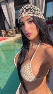 Deliciosa Jovencita Latina