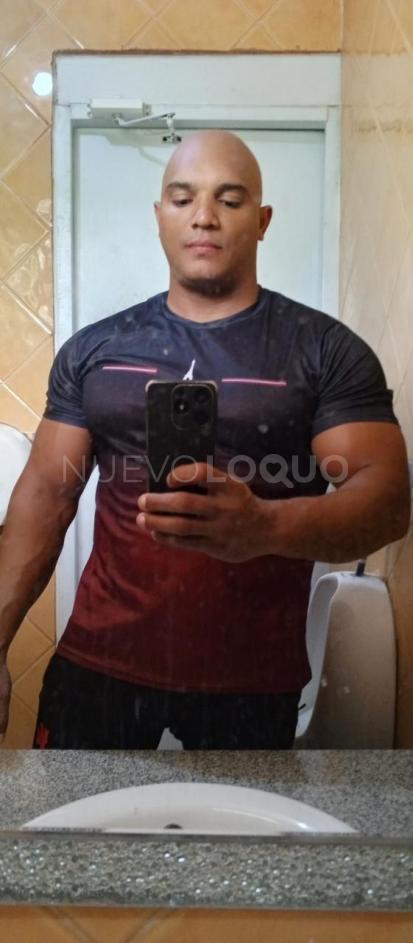  Macho latino