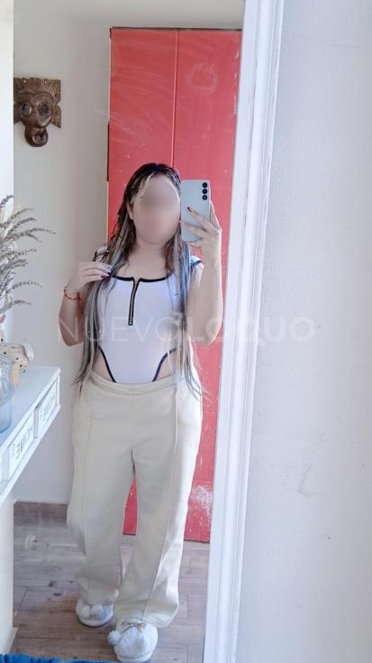  Candente jugetona