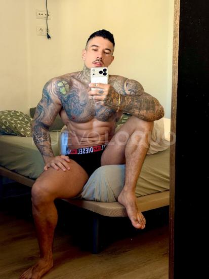  colombiano, masculino