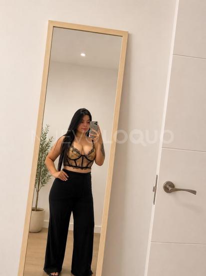  Hermosa latina