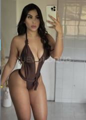 PELI NEGRA CALIENTE