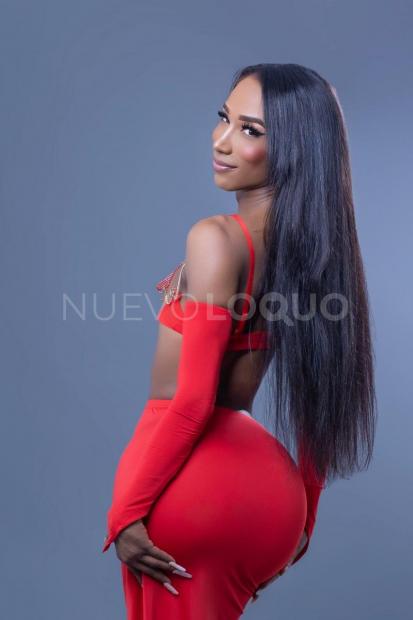  BELLA TRANS MULATA EN BCN