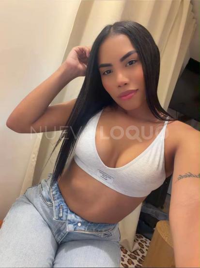 latina encantadora