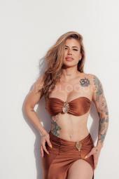 Colombiana muy bonita y decidida