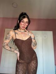 Encantadora y hermosa colombiana