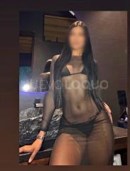 Una hermosa colombiana con carita agelic