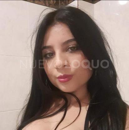  Una hermosa colombiana con carita agelic