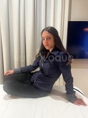 Chica morena de compañía en bilbao