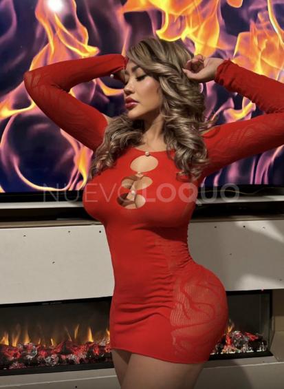  Rubia colombiana muy bonita