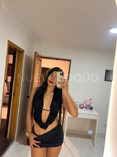 hermosa joven colombiana