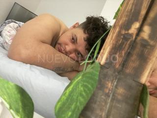 Latino discreto