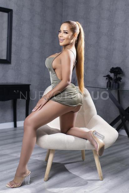  HERMOSA Y ELEGANTE