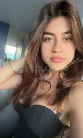 Hermosa jovencita de regreso en Castelló