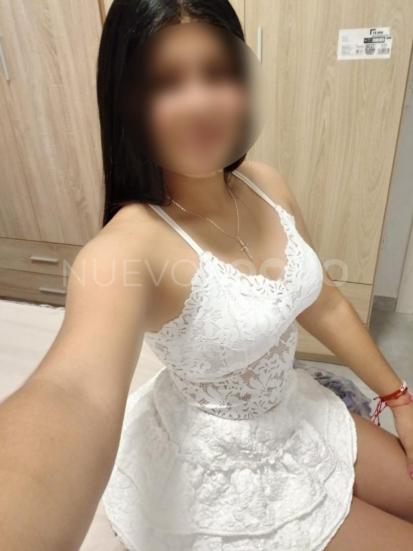  Latina hermosa