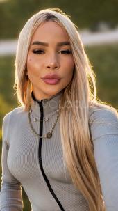 RUBIA DELICIOSA SENSUAL EXQUISITA