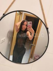 Chica colombiana wuapa joven traviesa