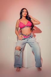 Sensual cariñosa divertida nueva