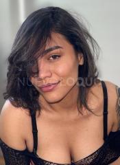 JOVEN DIVERTIDA BESUCONA CAÑERA
