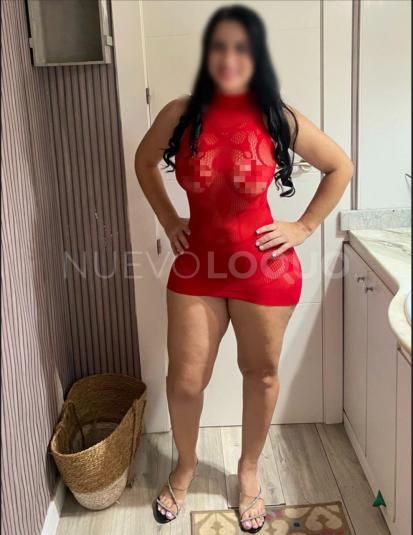  Latina muy ardiente que espera por ti.