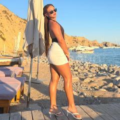 Una chica muy guapa joven sexi