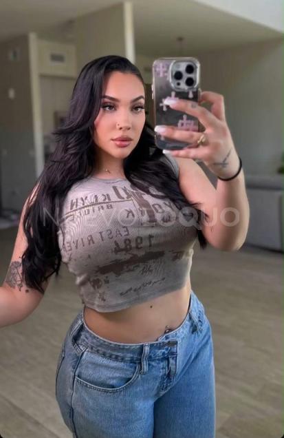  Chica muy atractiva