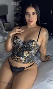 latina con cuerpo de escandalo