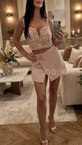 Mujer elegante Scort Barcelona/Tarragona