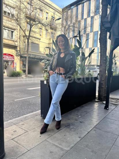  Delgadita guapísima en Mataró