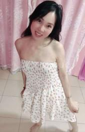Chica asiática divertida