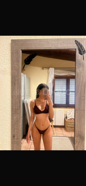 DELGADITA CUERPO DE MODELO