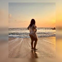 Latina tetona culona sexy y cariñosa