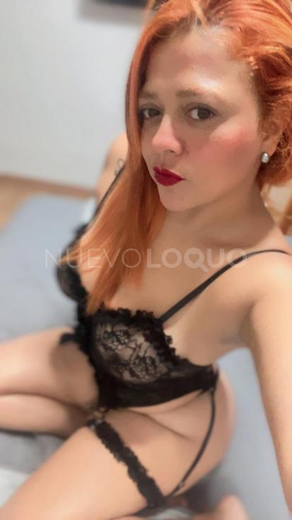  Morena Cón grandes atributos