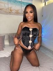 Novedad hermosa morena sexi complaciente