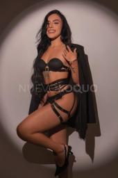 BELLEZA LATINA CON MUCHO ENCANTO