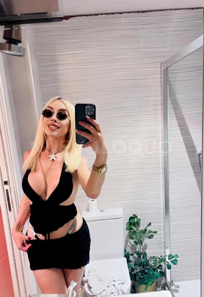 RUBIA APASIONADA