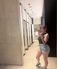 Masajista sexy elegante y sensual