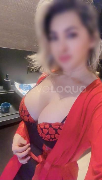  Hermosa y curvilínea. Madurita