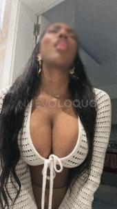 MULATA CURVAS PERFECTAS Y PRONUNCIADAS