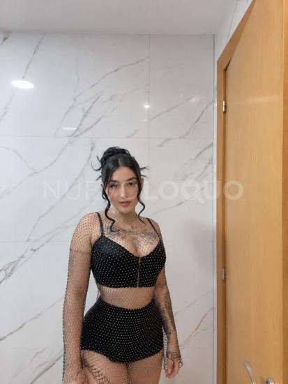  un encanto de chica