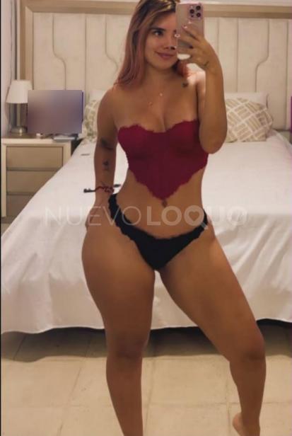  joven rubia nueva en la zona